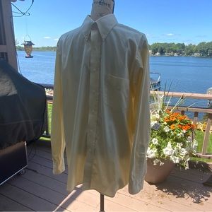 Arrow Pale Yellow Button Front Shirt Size 17 34/35
